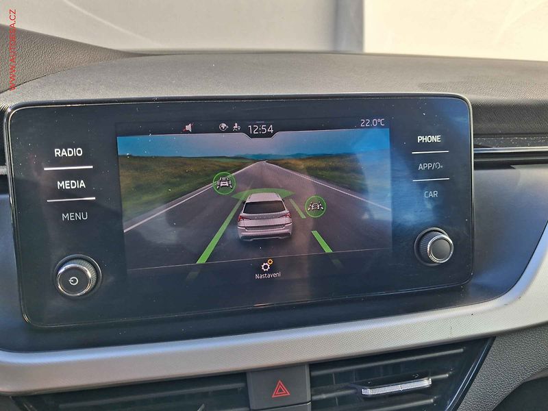 Škoda Kamiq (2021) 1.0 TSI, 2.maj,ČR, AC, temp - fotka 17 z 17