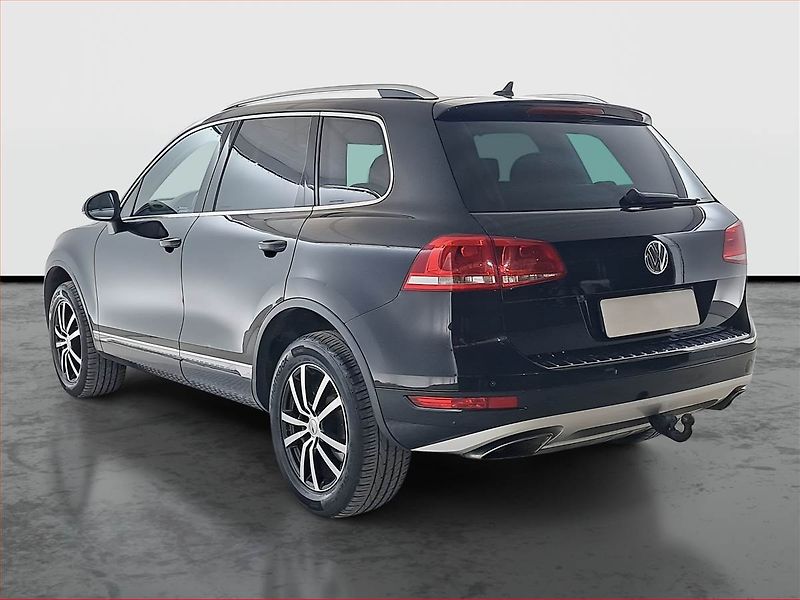 Volkswagen Touareg (2012) 3.0 TDI, 4X4, Automat - fotka 4 z 21
