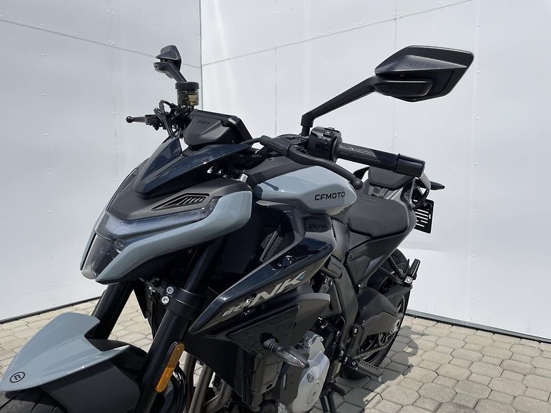 CFMOTO (2026) 675NK EU5+ - fotka 8 z 11