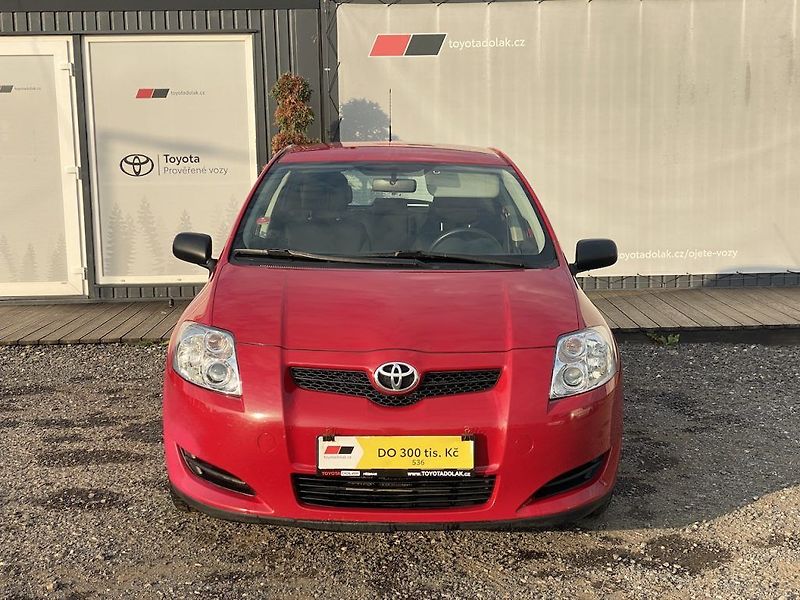 Toyota Auris 1.4i, ČR, manual, klima - fotka 3 z 12
