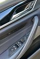 BMW Řada 5 (2016) G30 XDRIVE SPORT-LINE SEDAN CZ - náhled 12