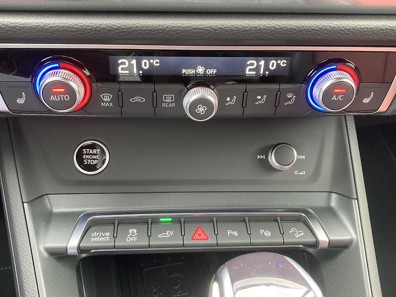 Audi Q3 (2023) TFSIe - předváděcí vůz, záruka - fotka 19 z 32
