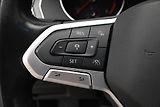 Volkswagen Passat 2,0 TDI 147kW DSG Elegance Zár - náhled 19