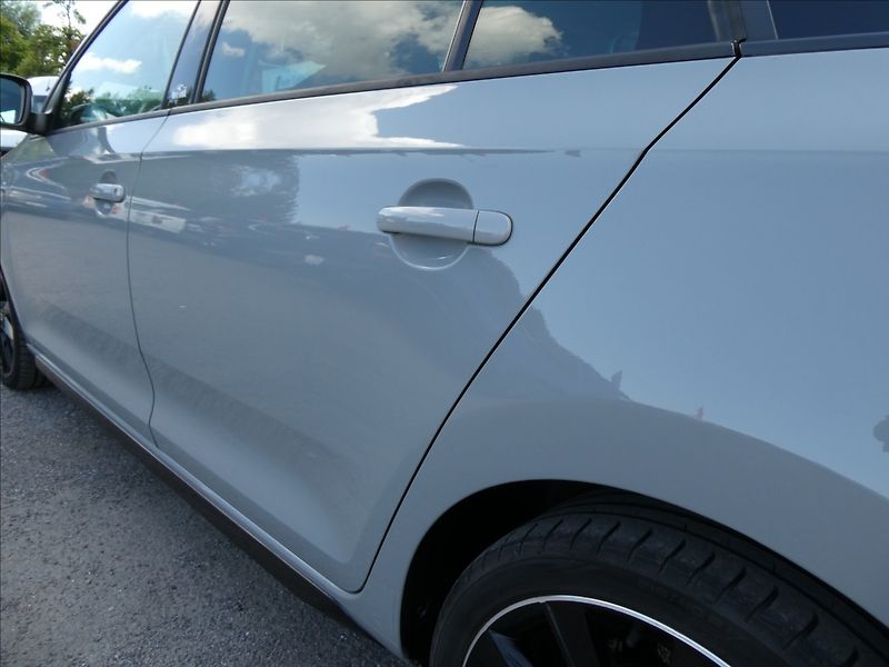 Škoda Rapid 1,2 TSi 77kW MONTE CARLO,2xkol - fotka 16 z 43
