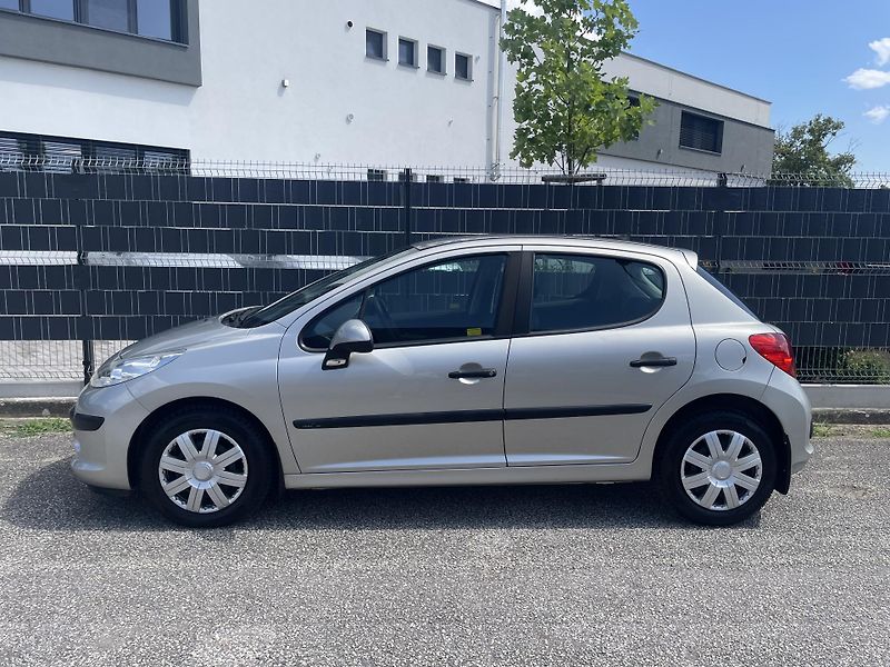 Peugeot 207 (2007) 1.4i - 67.000 km - ČR - fotka 5 z 18