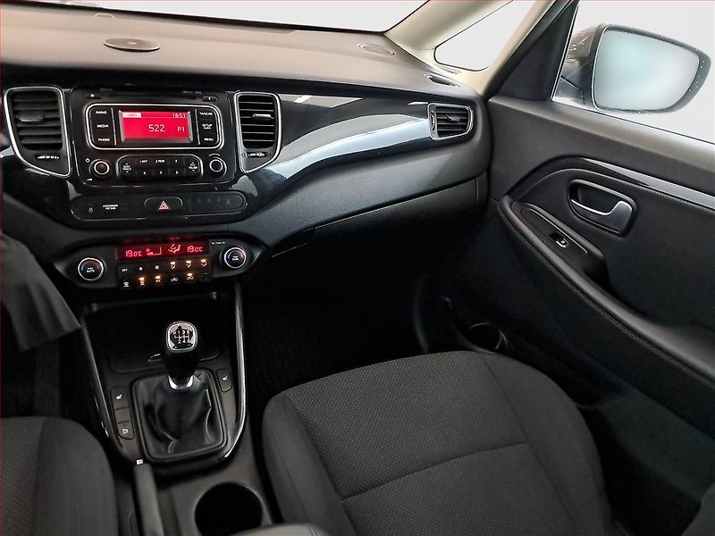 Kia Carens (2015) 2.0 GDI, Tempomat - fotka 8 z 16