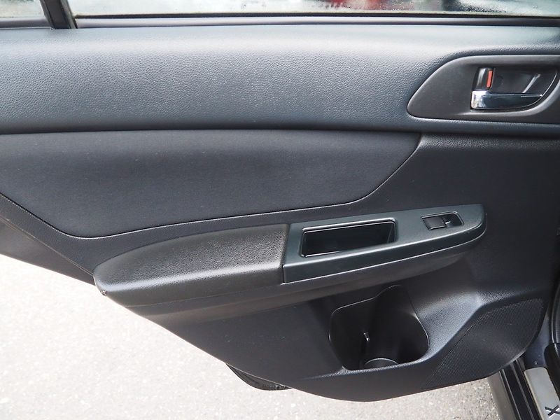 Subaru XV (2013) 2.0D 4x4 - fotka 11 z 34