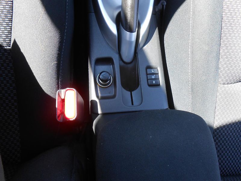 Toyota Auris 1.6VVTi,97KW,Tažné, Výhřev,CZ! - fotka 24 z 33