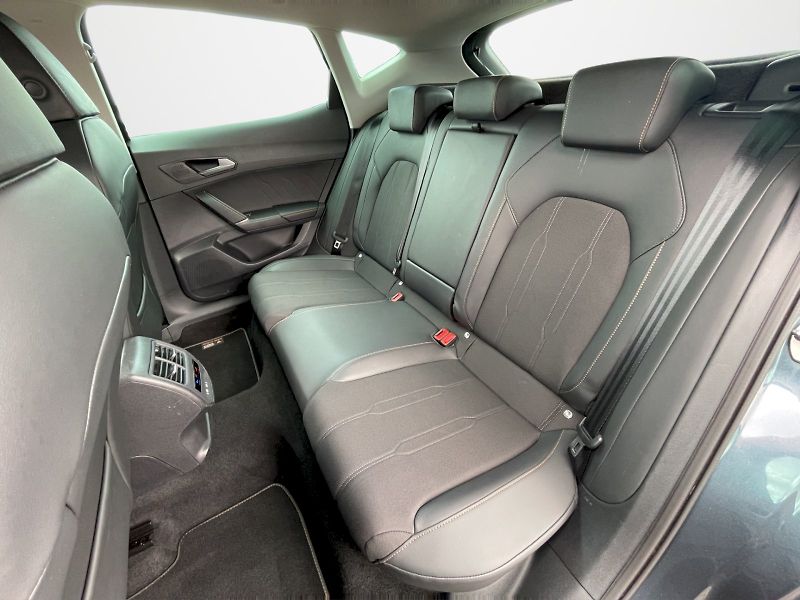 Cupra Formentor (2024) 2.0 TDI 110 kW DSG 4Drive Basi - fotka 24 z 35