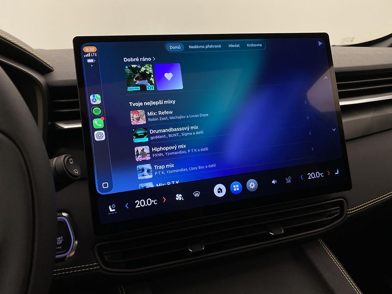 Lynk & Co 01 MORE PHEV AUT CZ 1.maj - fotka 90 z 93