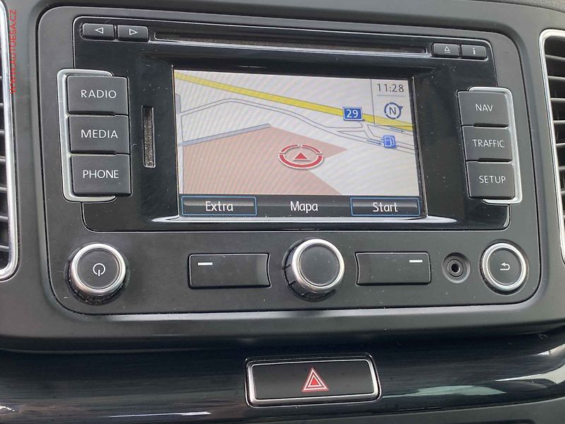 Seat Alhambra (2013) 2.0 TDi, Style, panor - fotka 18 z 22