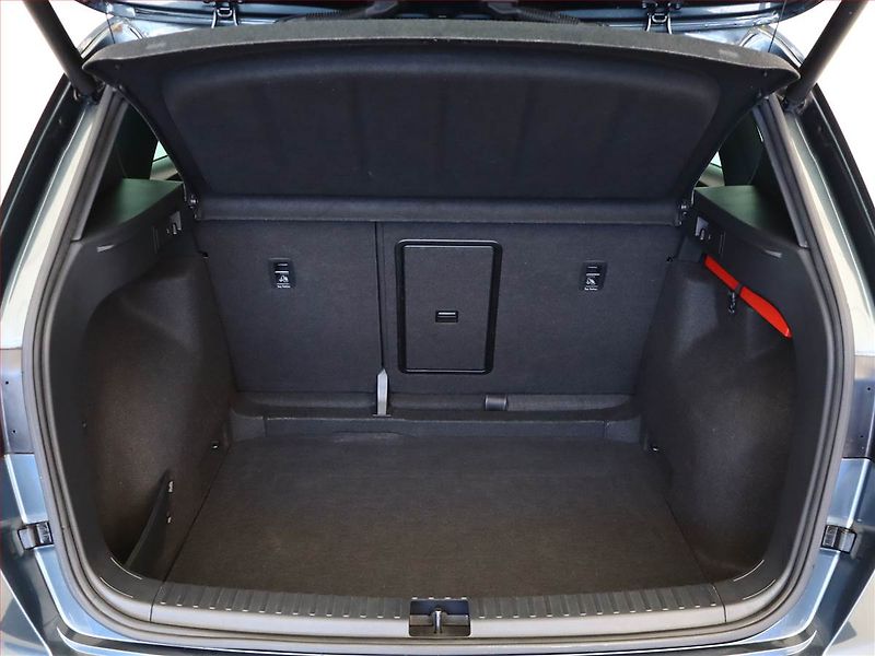 Seat Ateca (2019) FR 1.5 TSI - fotka 12 z 20