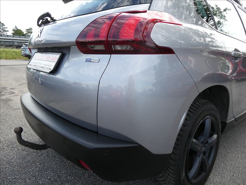 Peugeot 2008 1,2 1.2 81kW NAVI,závěs,servis - fotka 10 z 46