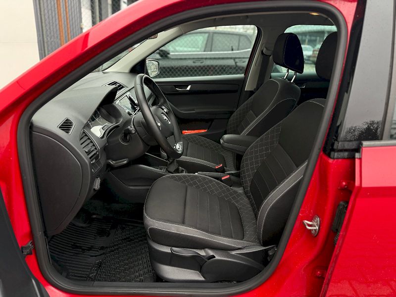 Škoda Fabia (2022) Combi 1.0 TSI 70 kW - fotka 9 z 20