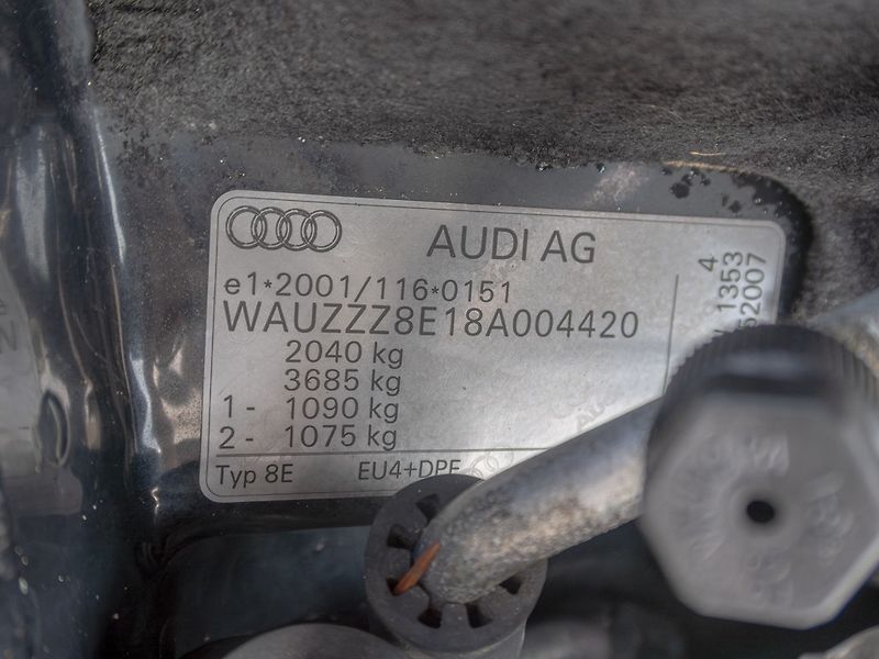 Audi A4 (2007) 2.0TDI 103KW – PO ROZVODECH - fotka 35 z 35