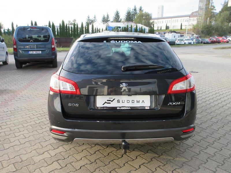 Peugeot 508 (2015) SW RXH 2,0 HDi 180 EAT6 - fotka 7 z 30