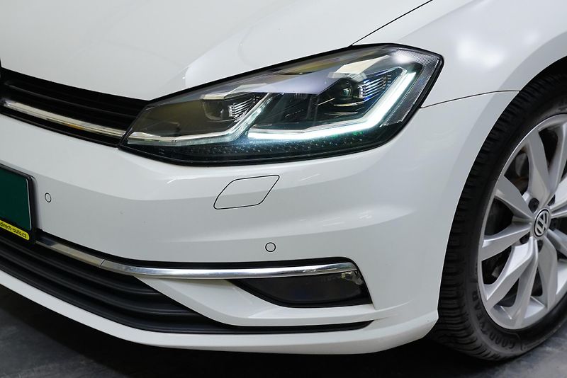 Volkswagen Golf - fotka 9 z 24