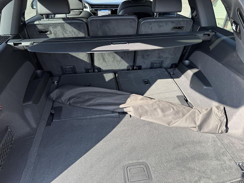 Audi Q7 (2025) 50TDI 210kW S-LINE 7MÍST NZN!! - fotka 30 z 57