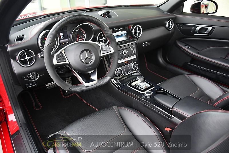 Mercedes-Benz SLC 43 AMG  - fotka 17 z 57
