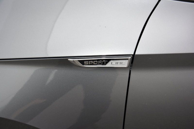 Škoda Superb (2024) Combi SportLine 2,0 TDI 147 kW - fotka 14 z 25