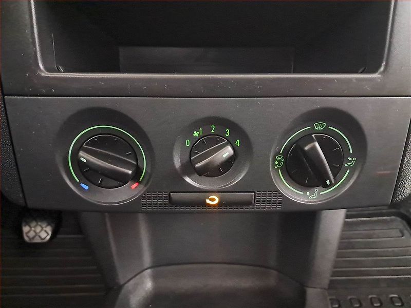 Škoda Fabia (2006) 1.2, Serv.kniha, po STK, Tažné - fotka 15 z 16