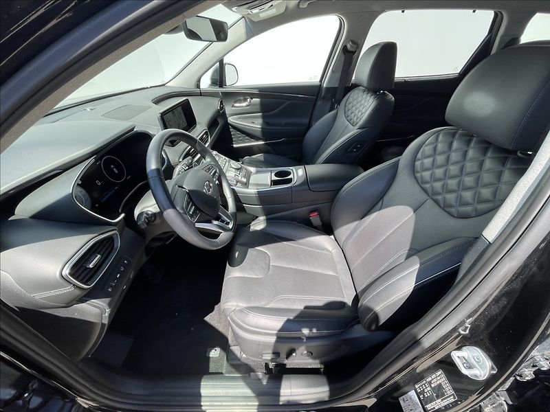 Hyundai Santa Fe 2,2 CRDi 4x4 DCT Style ACC+NAV - fotka 3 z 19