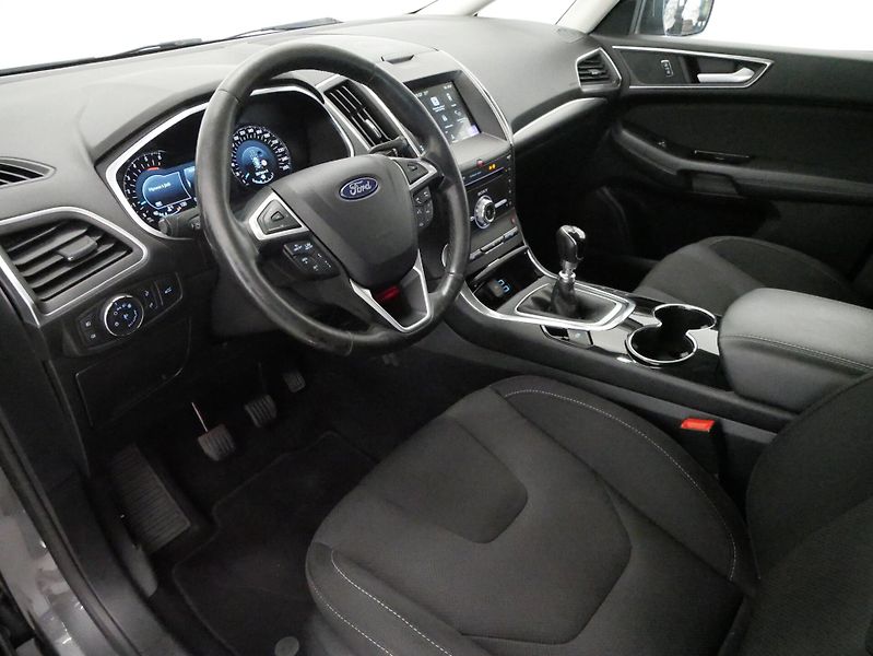 Ford S-MAX - fotka 14 z 29