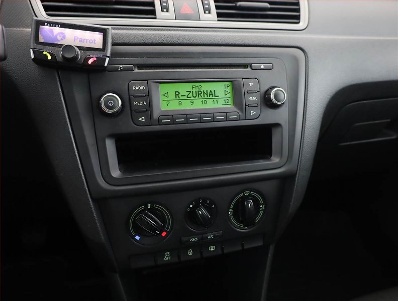 Škoda Rapid (2014) 1.6 TDI - fotka 9 z 11