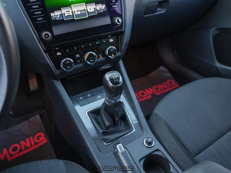 Škoda Octavia (2020) Combi 1.6 TDI Ťažné, Adaptív - fotka 7 z 20