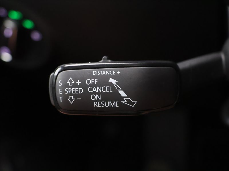 Škoda Superb 2,0 TDI 147kW DSG CZ Style DPH - fotka 20 z 36