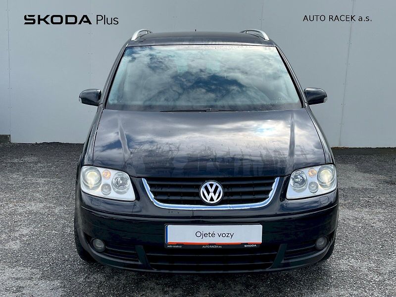 Volkswagen Touran (2004) 2.0 TDI 103 kW DSG Highline - fotka 4 z 23