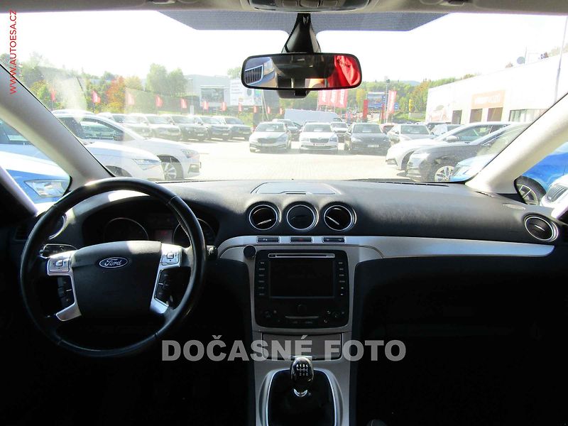 Ford S-MAX (2011) 2.0TDCi, 1.maj, AC - fotka 10 z 18