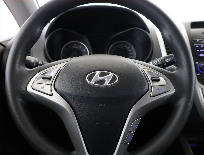Hyundai ix20 (2011) 1.4 CVVT - fotka 8 z 12