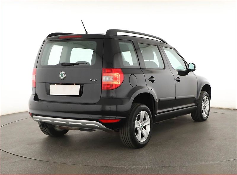 Škoda Yeti (2011) 1.8 TSI, 4X4, Park. senzory - fotka 5 z 12