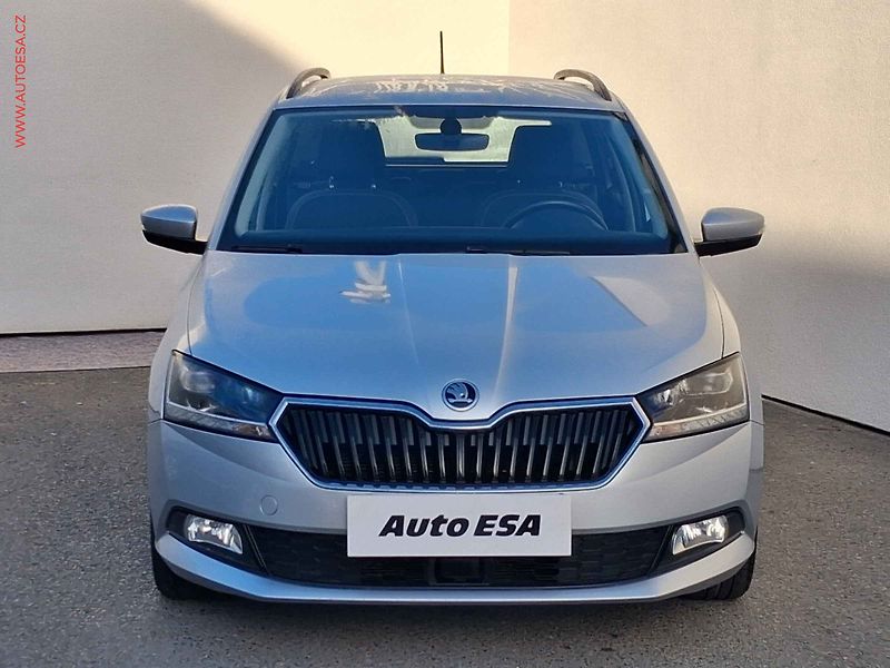 Škoda Fabia (2021) 1.0 TSi, 1.maj,ČR, Style, LED - fotka 2 z 17