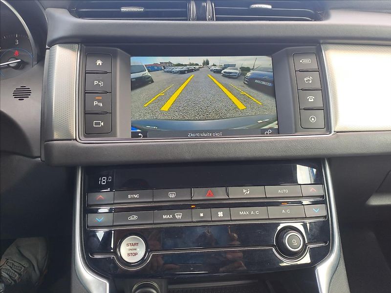 Jaguar XF 2,0 d 132 kW AUT,NAVI,KAMERA - fotka 16 z 21