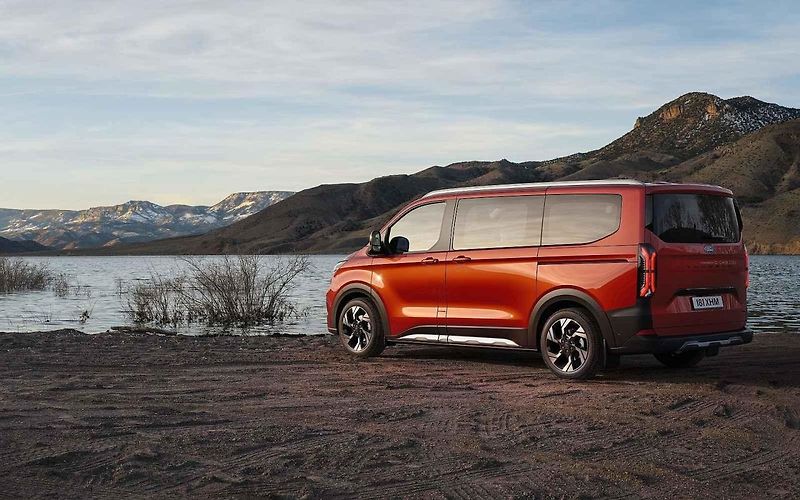 Elektrická verze Tournea Custom ujede 370 kilometrů