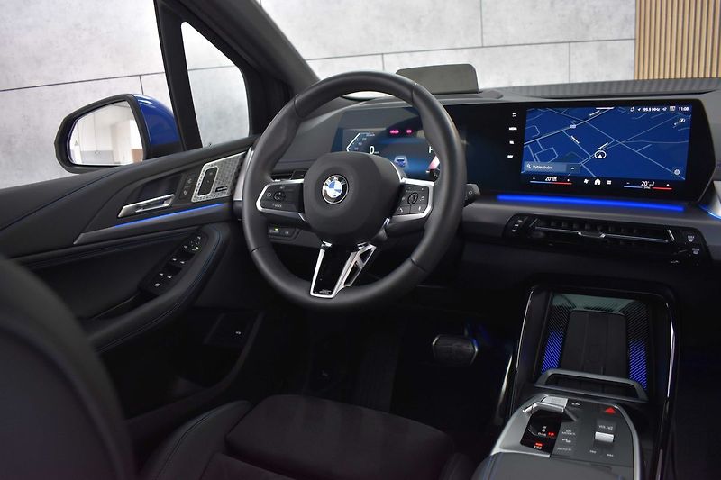 BMW Řada 2 218d ///MSPORT*ZÁRUKA*DPH*ČR 1 - fotka 8 z 48