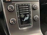 Volvo V60 D5 MOMENTUM REZERVACE - náhled 27