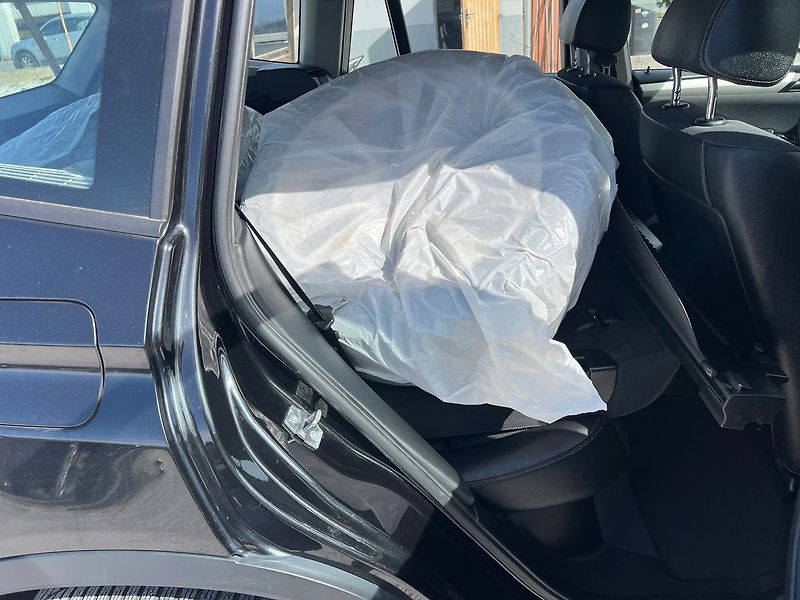 BMW X3 3,0TDi - fotka 10 z 15