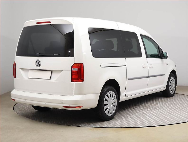 Volkswagen Caddy (2017) Maxi 2.0 TDI, 7Míst - fotka 5 z 17