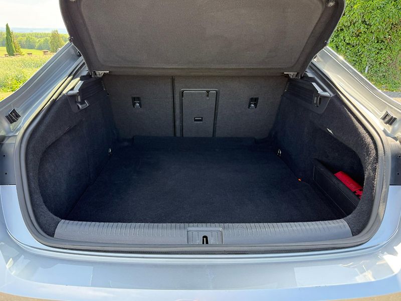 Volkswagen Arteon (2020) R-Line Bi-TDI 176kW 4x4 - fotka 14 z 20