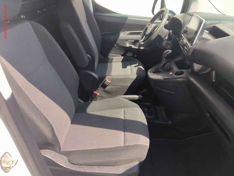 Opel Combo (2020) 1.5CDTi MAXi, AC - fotka 20 z 21