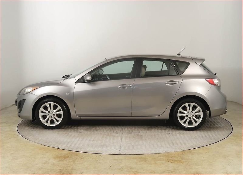 Mazda 3 (2011) 1.6, Tempomat, Park. senzory - fotka 3 z 17