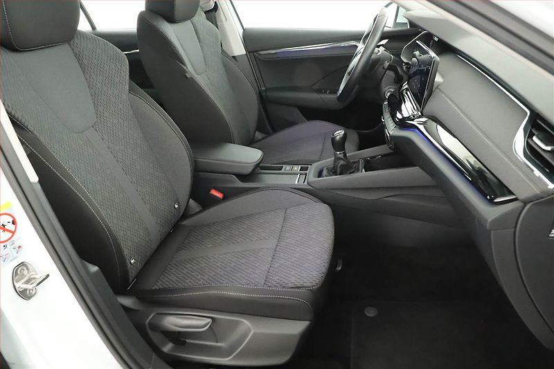 Škoda Octavia (2022) 2.0 TDI, ČR,1.maj, Serv.kniha - fotka 14 z 16