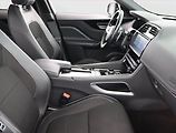 Jaguar F-Pace (2020) 25d AWD, Původ ČR - náhled 9