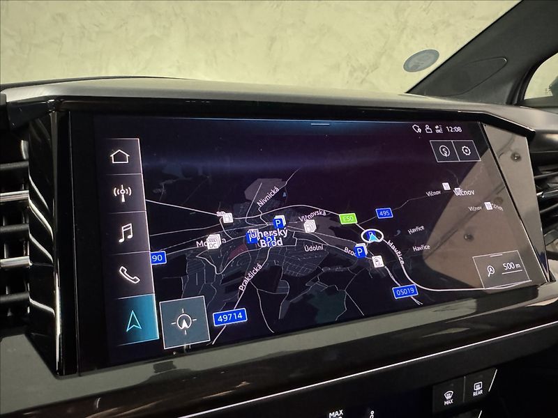 Audi Q4 e-tron 40 150kW S-Line LED Kamera - fotka 41 z 50