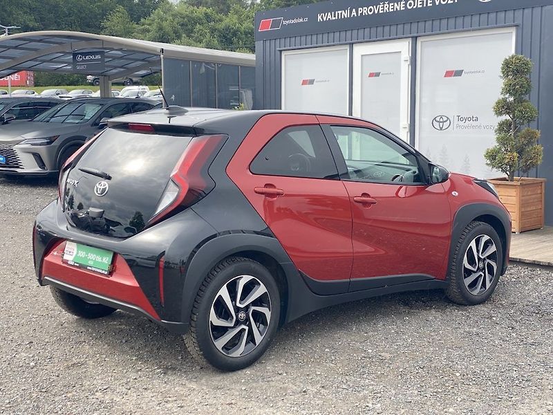 Toyota Aygo 1.0i, ČR-1m, Style, DPH - fotka 7 z 17