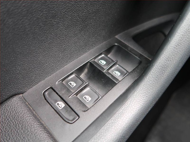 Škoda Octavia (2017) 2.0 TDI, Automat, Navi - fotka 17 z 19