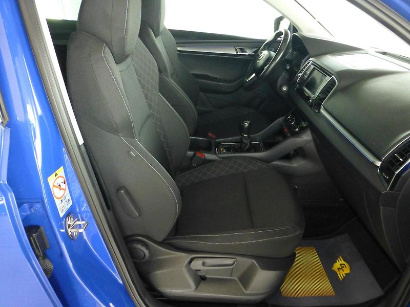 Škoda Karoq (2019) 1,6TDI*PARK.S**ALU***VYHŘ.SED. - fotka 21 z 28